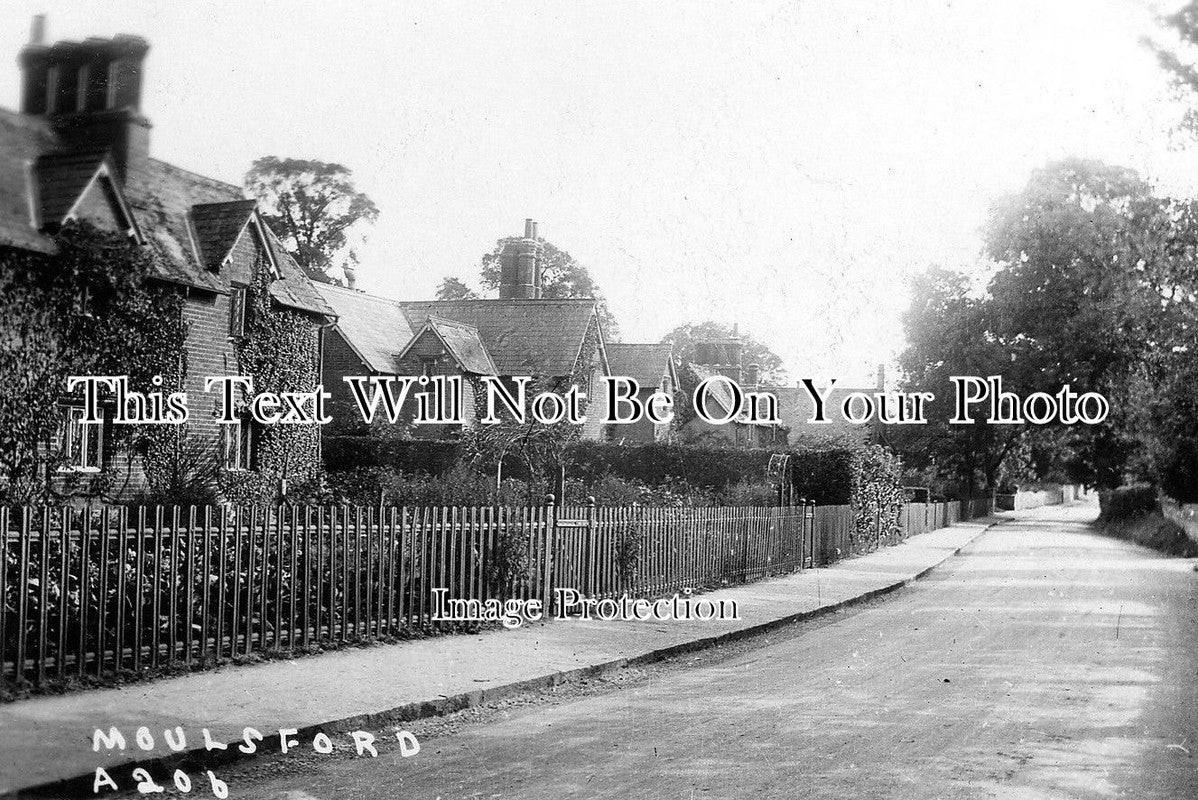 BK 973 - Moulsford Village, Wallingford, Berkshire c1935