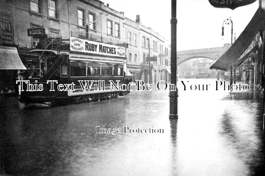 BR 432 - Zetland Street Tram In Flood, Bristol c1914