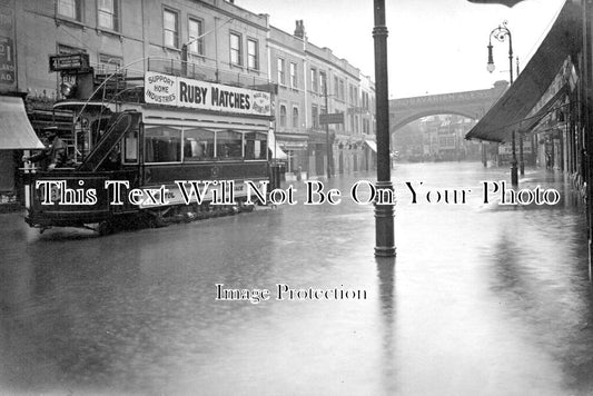 BR 862 - Floods On Cheltenham Road, Bristol Tram Car, Bristol 1914