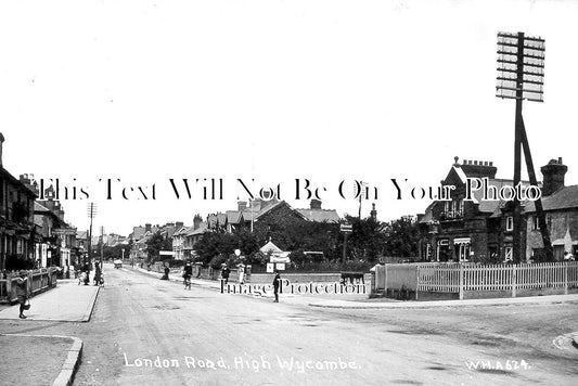 BU 1021 - The Pheasant Pub, London Road, High Wycombe, Buckinghamshire c1916