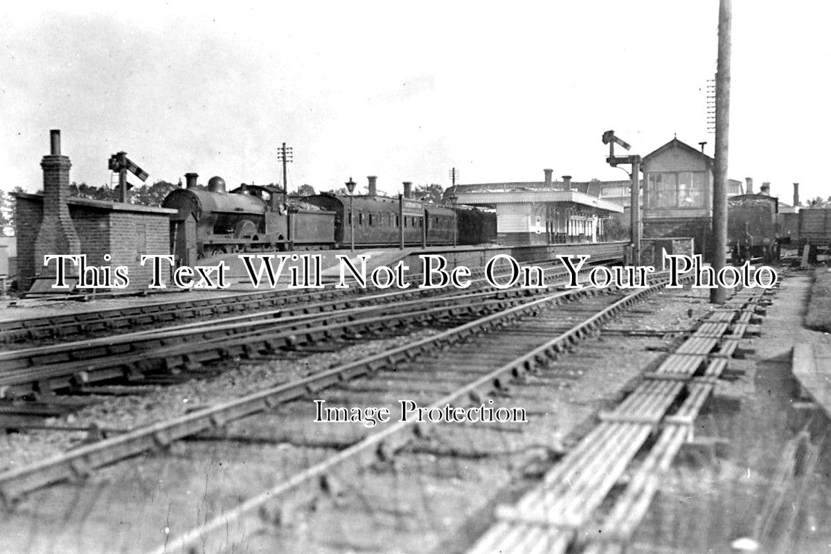 BU 1064 - Cheddington Railway Station, Buckinghamshire