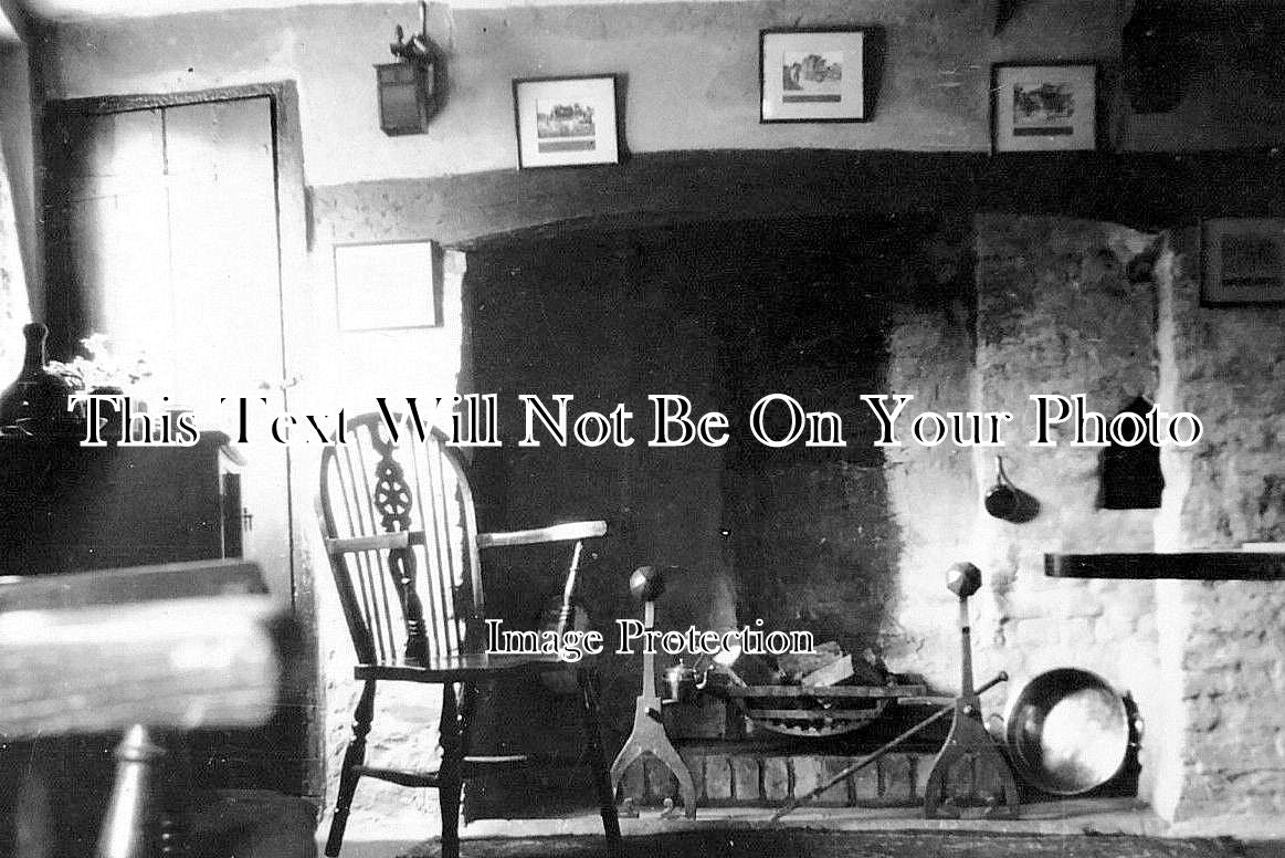 BU 1388 - Interior Of Crocus Tea Cottage, Denham, Buckinghamshire