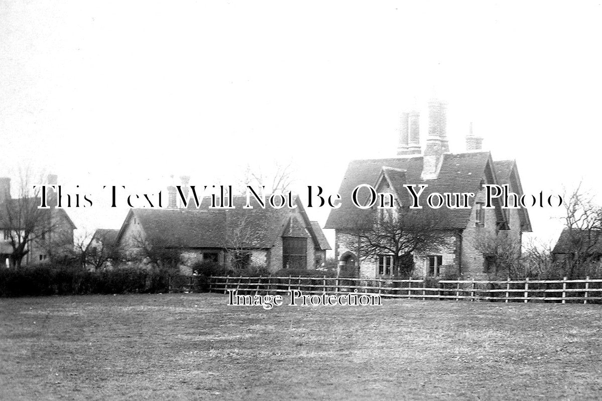 BU 1401 - The School & School House, Pitstone, Buckinghamshire c1904 ...