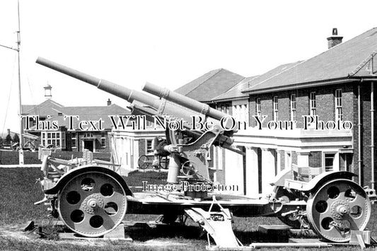 BU 1471 - RAF Halton, Captured German Gun, Buckinghamshire