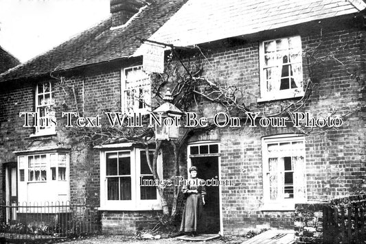 BU 1698 - The Jolly Cricketer, Seer Green, Buckinghamshire