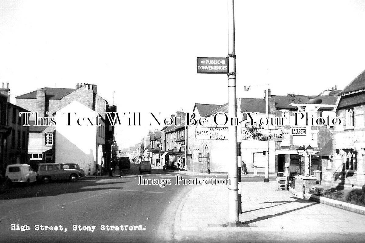 BU 1932 - High Street, Stony Stratford, Buckinghamshire c1961