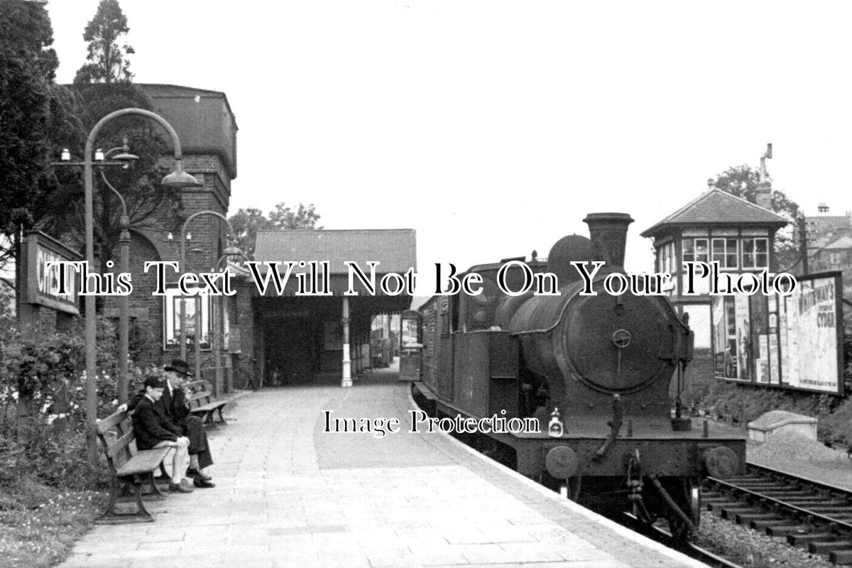 BU 2032 - Chesham Railway Station, Buckinghamshire