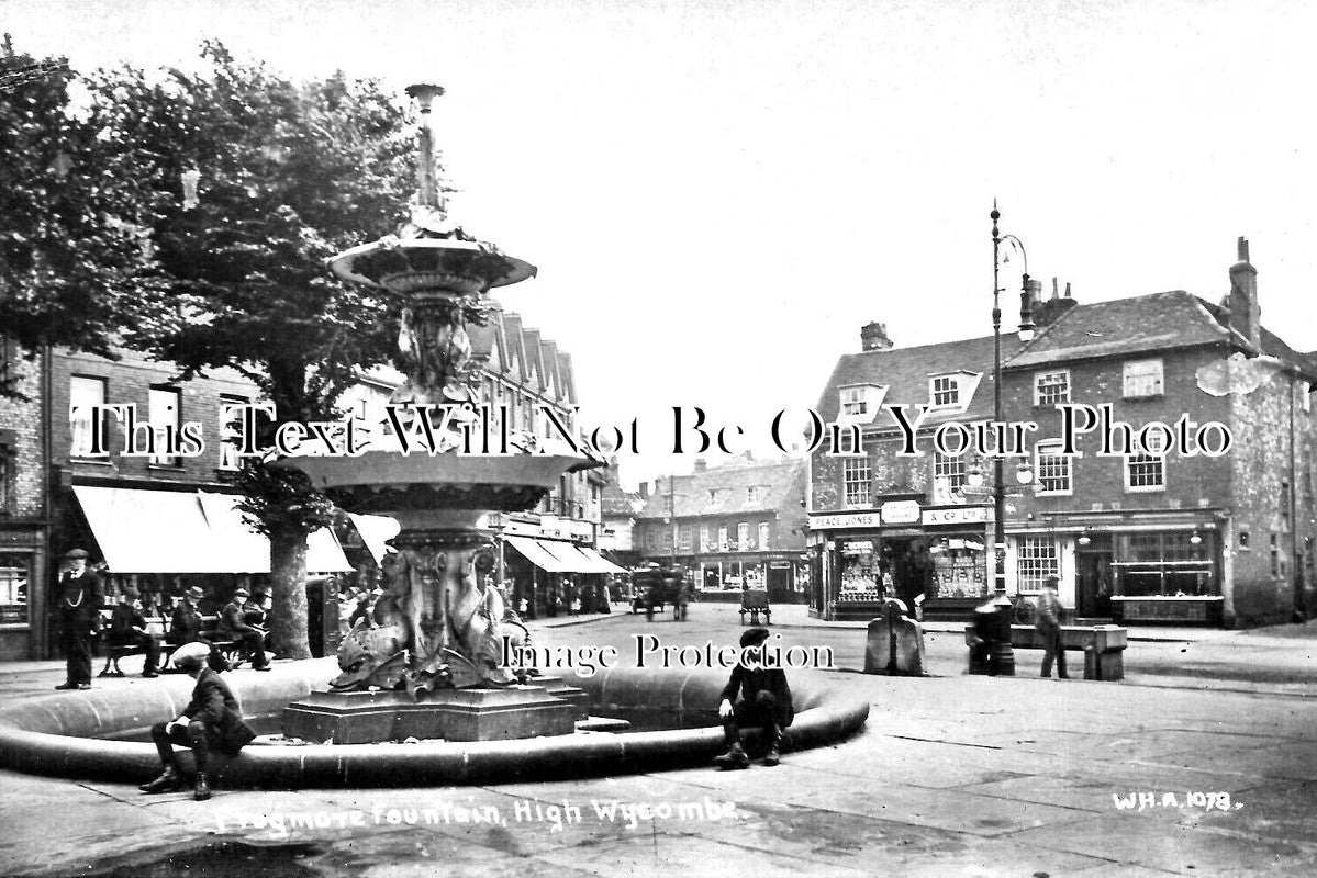 BU 2230 - Frogmore Fountain, High Wycombe, Buckinghamshire