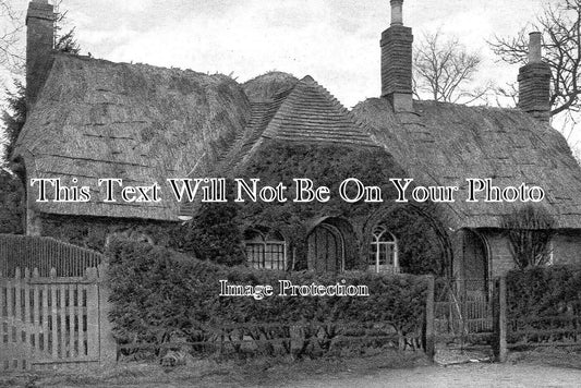 BU 2282 - Old Cottage, Buckingham, Buckinghamshire