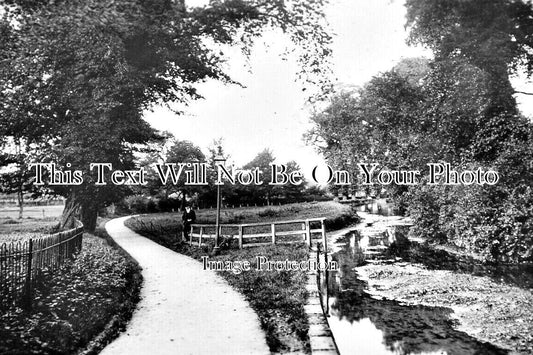 BU 2287 - Church Walk, Wendover, Buckinghamshire c1914