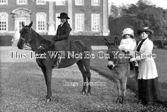 BU 2379 - Chicheley Hall, Buckinghamshire