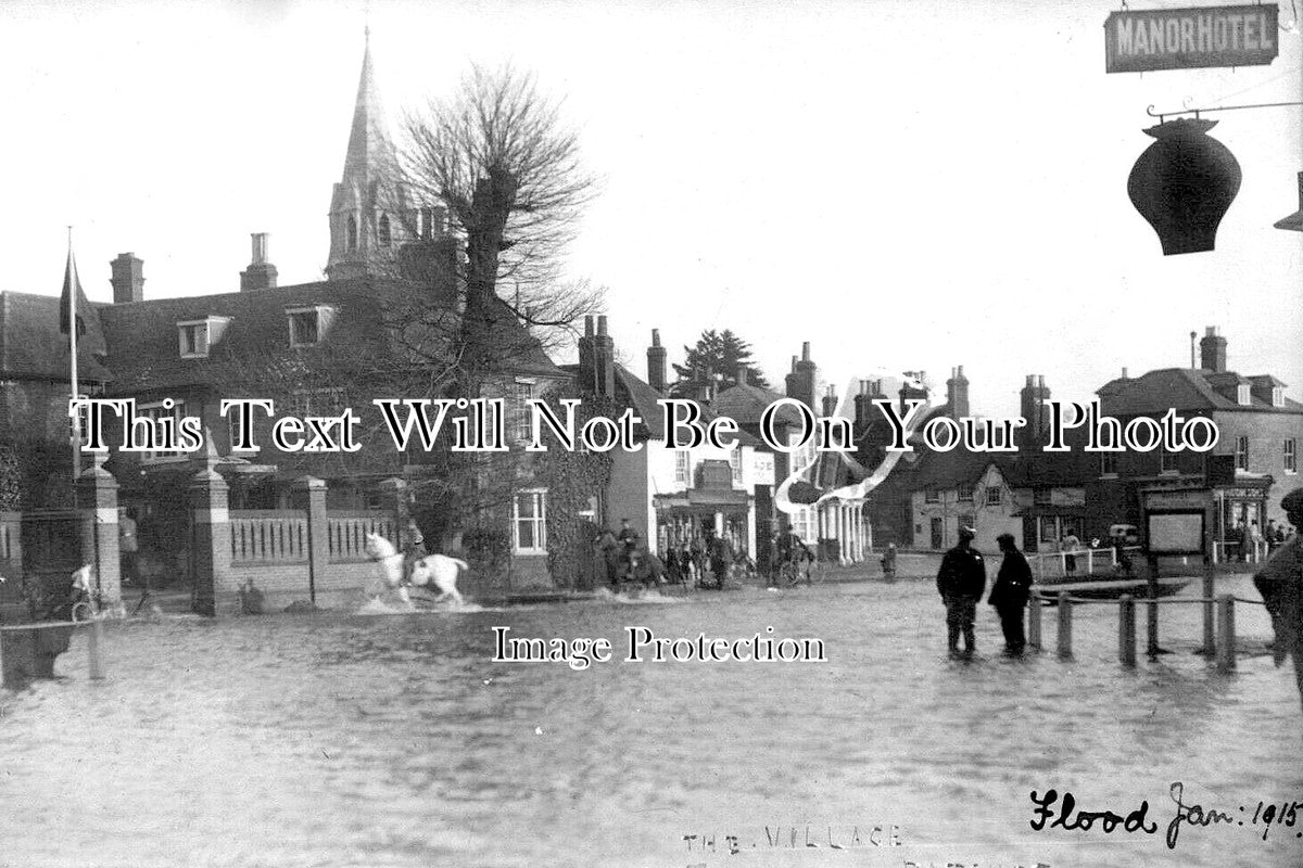 BU 2409 - Datchet Floods, Buckinghamshire 1915