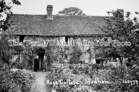 BU 2475 - Rose Cottage, Studham, Buckinghamshire