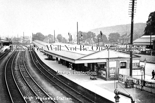 BU 2496 - High Wycombe Railway Station, Buckinghamshire