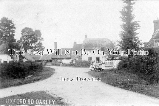 BU 308 - Oxford Road, Oakley, Buckinghamshire c1905