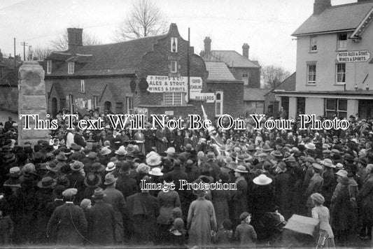 BU 567 - Unveiling The War Memorial, High Street, Woburn Sands, Buckinghamshire