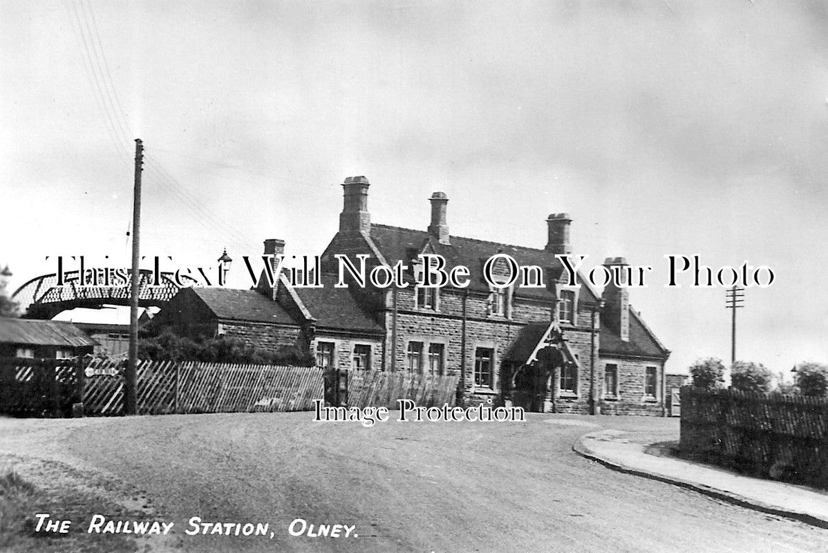 BU 760 - Olney Railway Station, Buckinghamshire