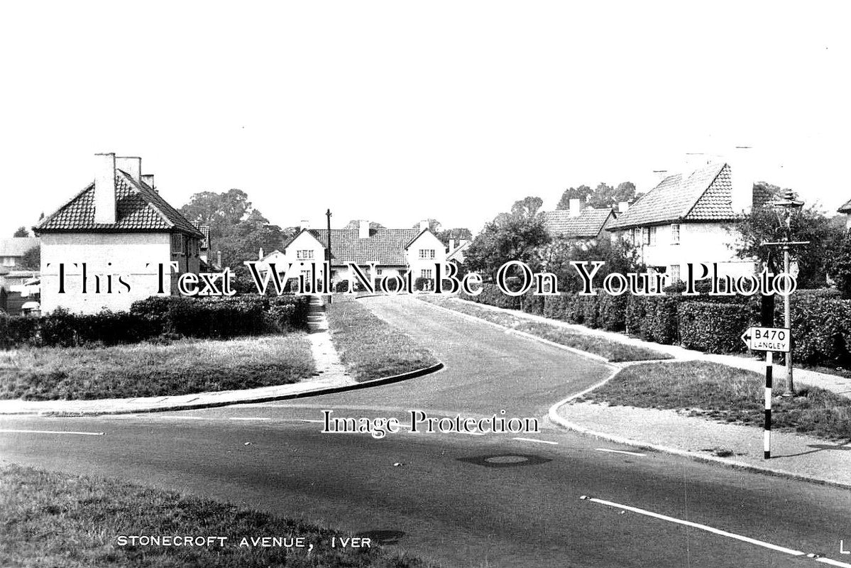 BU 923 - Stonecroft Avenue, Iver, Buckinghamshire