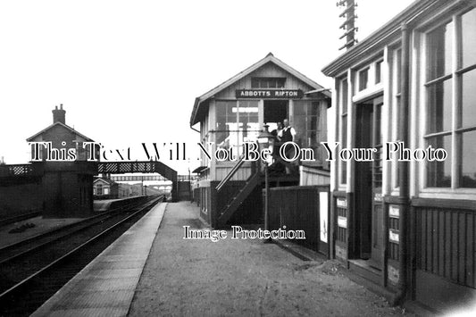 CA 1345 - Abbots Ripton Railway Station & Signal Box, Cambridgeshire c1937