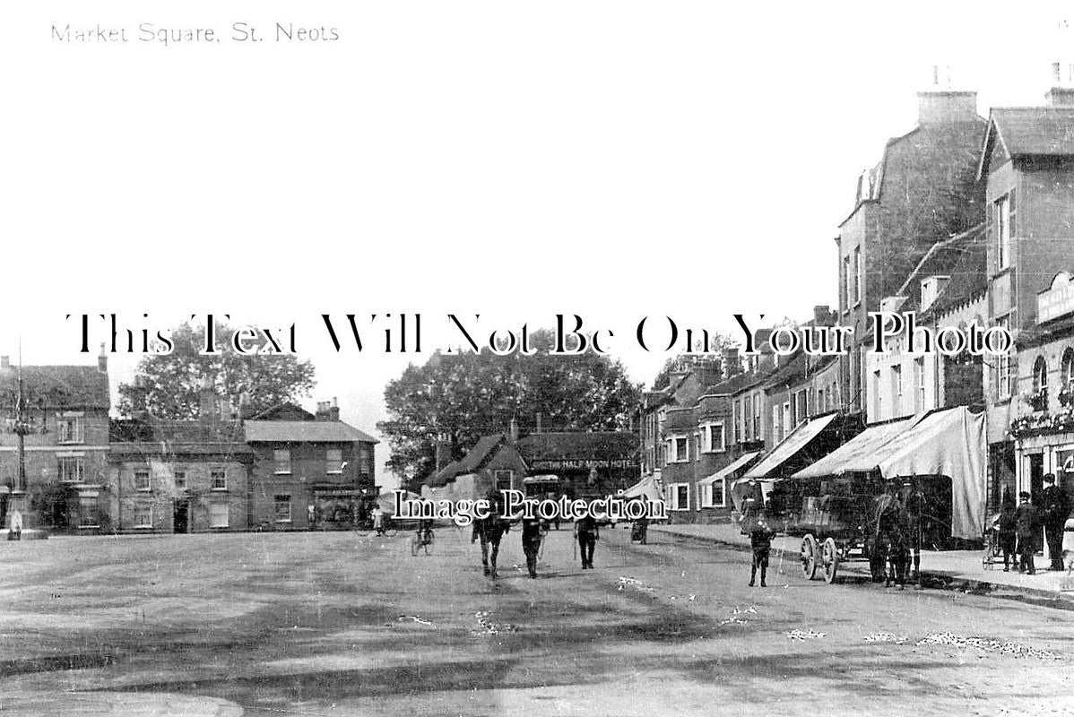 CA 1690 - Market Square, St Neots, Cambridgeshire