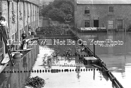 CA 584 - Flooding At Bodgers Yard, Peterborough, Cambridgeshire 1912