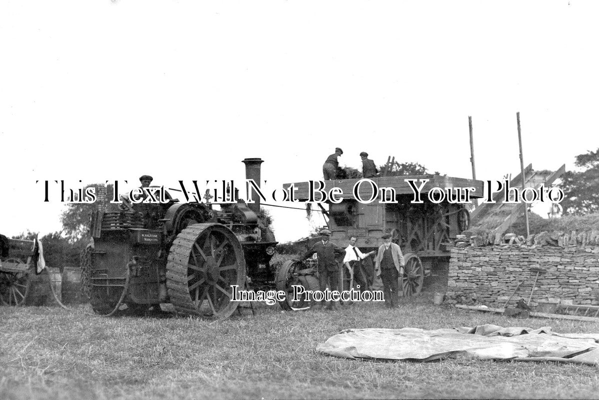 CA 695 - Threshing At Wansford Farm, Cambridgeshire