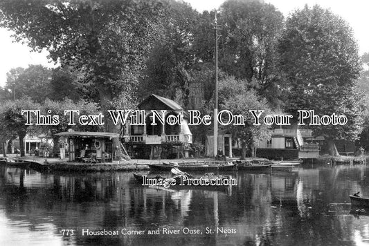 CA 722 - Houseboat Corner, River Ouse, St Neots, Cambridgeshire c1937
