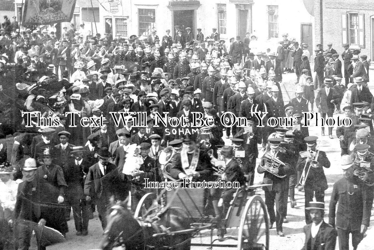 CA 859 - Sunday Parade, Soham, Cambridgeshire c1910