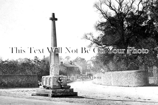 CA 962 - Trumpington War Memorial, Cambridgeshire