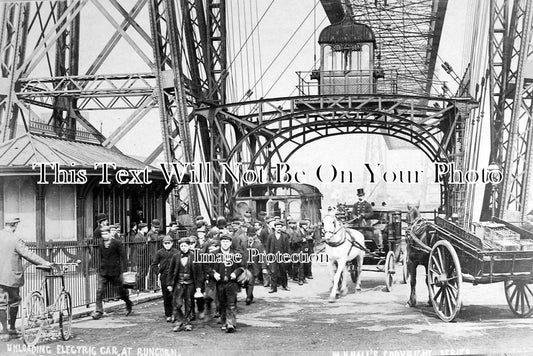 CH 1211 - Unloading The Transporter Bridge, Runcorn, Cheshire