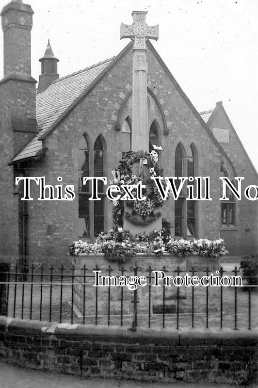 CH 1271 - Davenham War Memorial, Cheshire