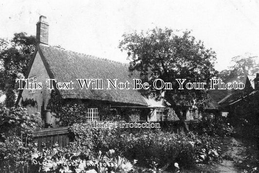 CH 1283 - Old Cottages, Hartford, Cheshire