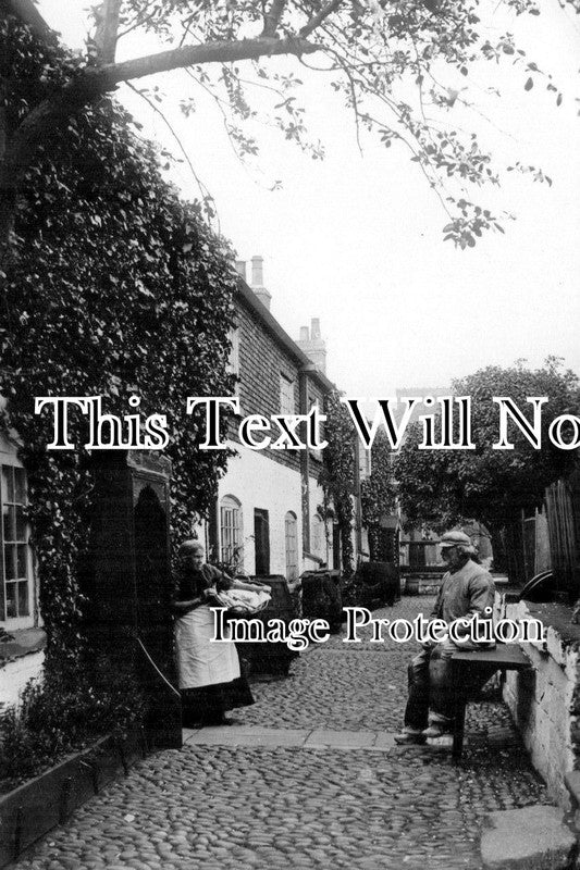 CH 1392 - Crescent Row, Runcorn, Cheshire