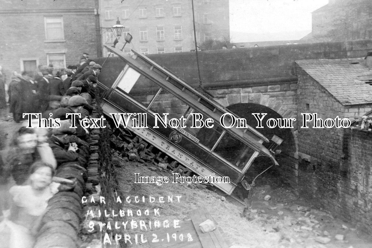 CH 1821 - Tram Car Accident At Millbrook, Stalybridge, Cheshire 1908