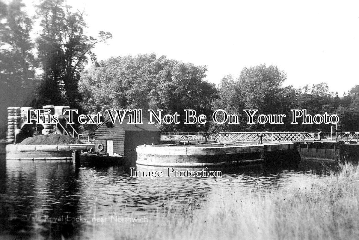 CH 1865 - Vale Royal Locks Near Northwich, Cheshire