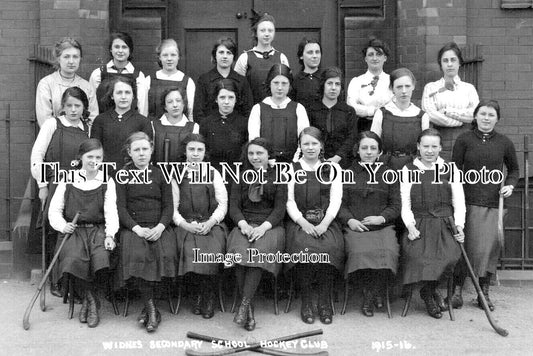 CH 1930 - Widnes Secondary School Hockey Club, Cheshire 1915