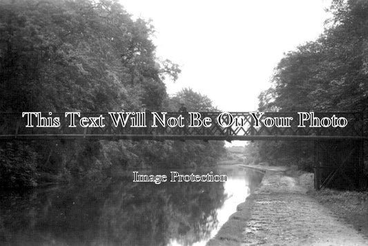 CH 2106 - The Canal Bridge, Barnton, Cheshire