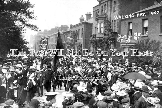 CH 2201 - Walking Day At Warrington, Cheshire 1907