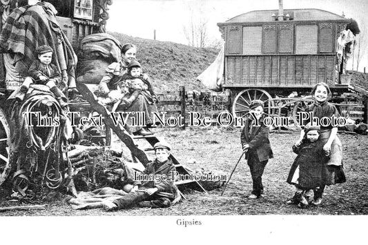 CH 2305 - Gipsies, Widnes, Cheshire c1920