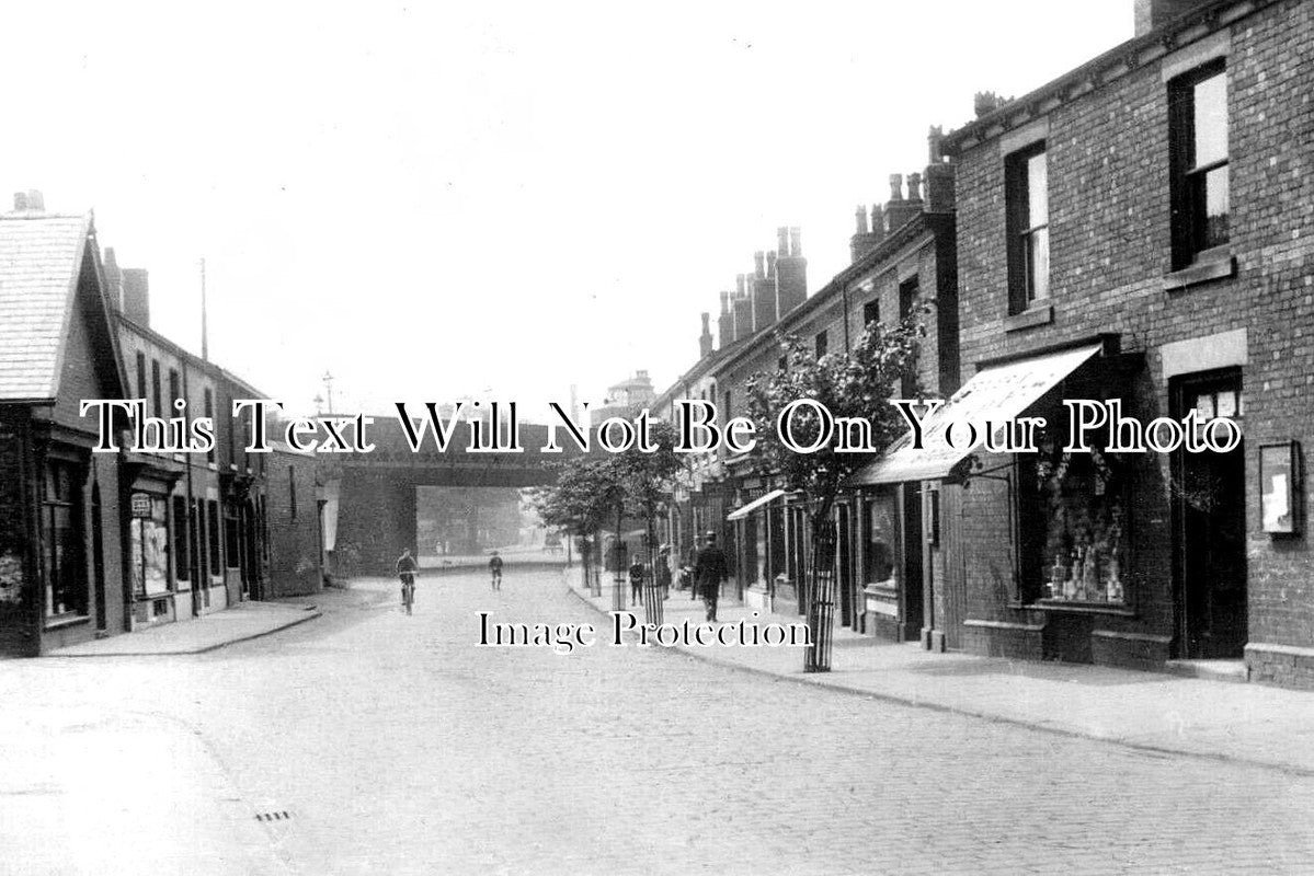CH 2484 - The Village, Romiley, Stockport, Cheshire c1919