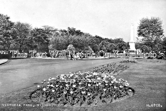 CH 2522 - Victoria Park, Widnes, Cheshire