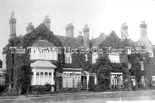 CH 2758 - Poynton Birches, Cheshire