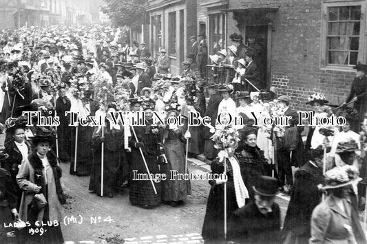 CH 2818 - Ladies Club Walking Day, Neston, Cheshire c1909