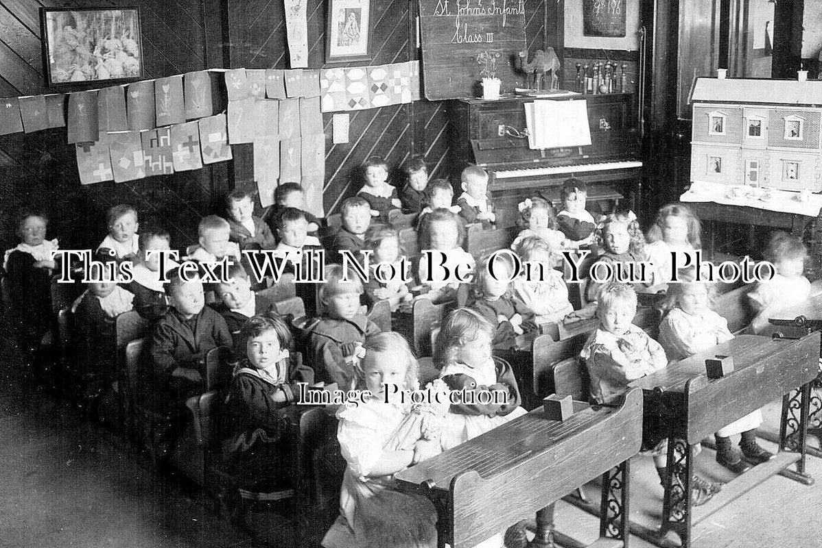 CH 2888 - St Johns Infants School Class Room, Bebington, Cheshire