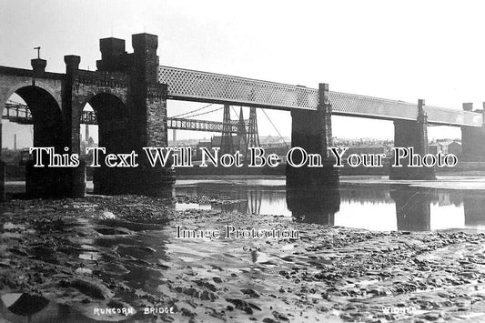 CH 2932 - Runcorn Bridge, Cheshire