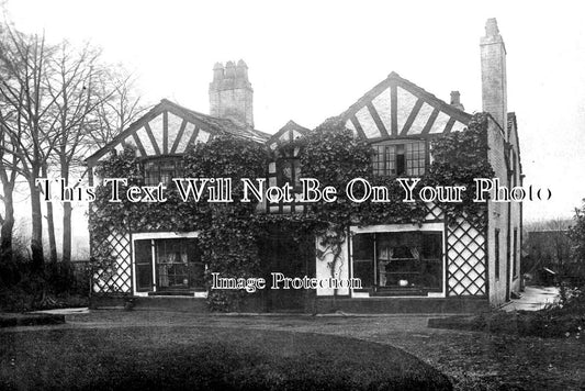 CH 2942 - Large House In Wood End, Hyde, Cheshire