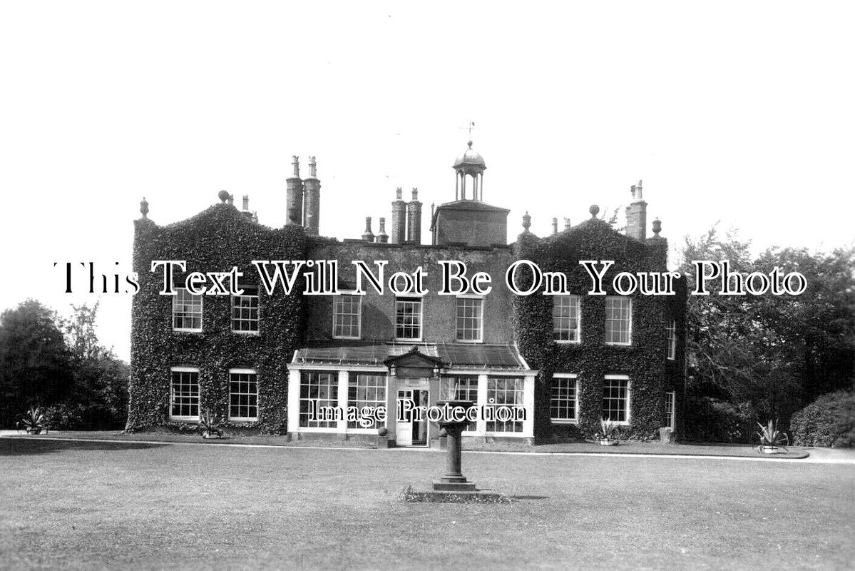 CH 3150 Bonis Hall, Prestbury, Cheshire JB Archive