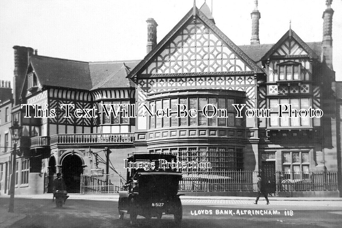 CH 3241 - Lloyds Bank, Altrincham, Cheshire