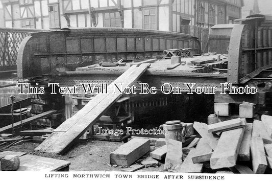 CH 3254 - Lifting Northwich Town Bridge After Subsidence, Cheshire