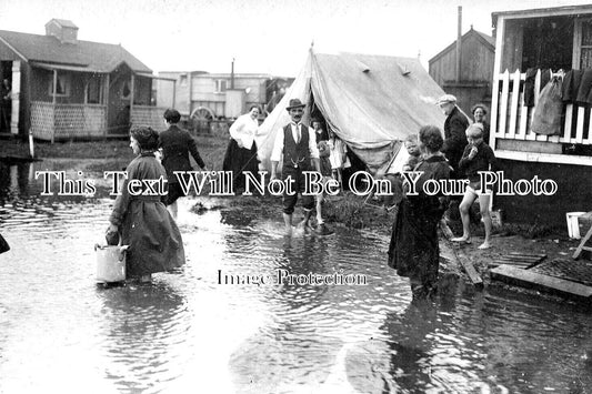 CH 3367 - Traveller Shanty Town, Moreton, Wirral, Cheshire
